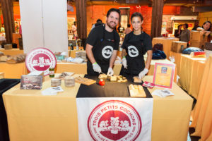 10_edible_escape_16-3307