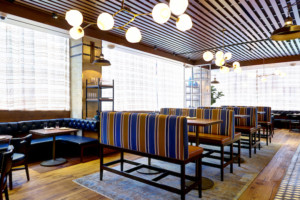 Dining16992 (1)