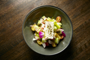 Food_GreekSalad7756