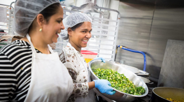 2017-08-07-MAN-tiffin-chef-surbhi-sahni-and-subera-prepping-okra-photo-by-donnelly-marks