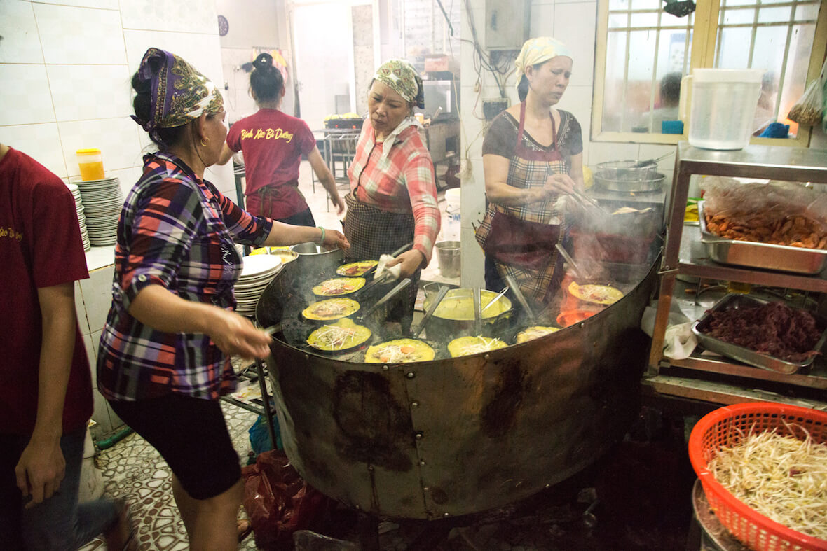 Learning the Beauty of a Single-Dish Restaurant in Vietnam