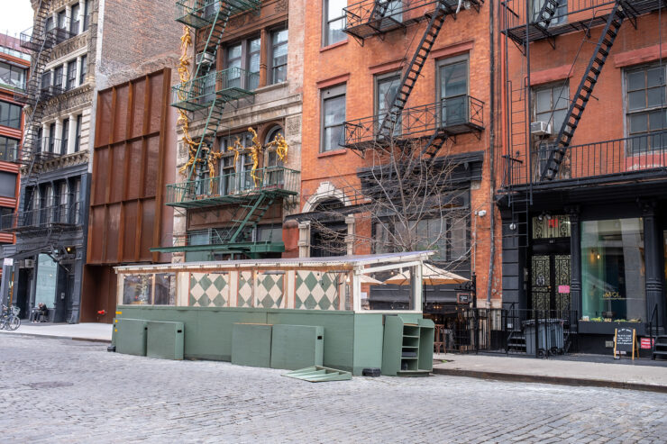 outdoor dining shed in NYC