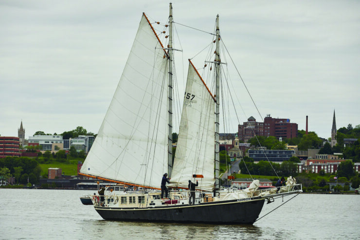 schooner Apollonia